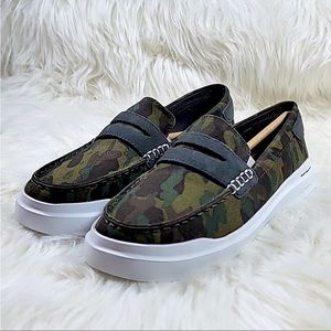 🤎COLE HAAN Camo New in Box!
